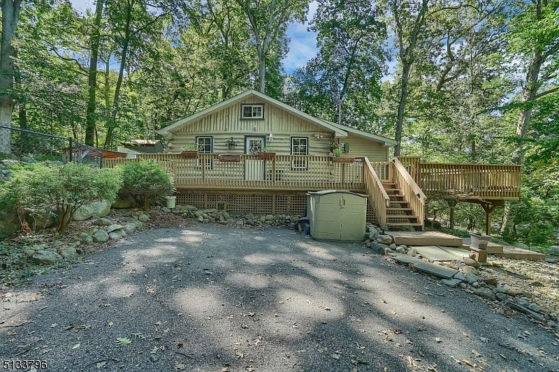 96 Cupsaw Dr, Ringwood, NJ 07456 Zillow