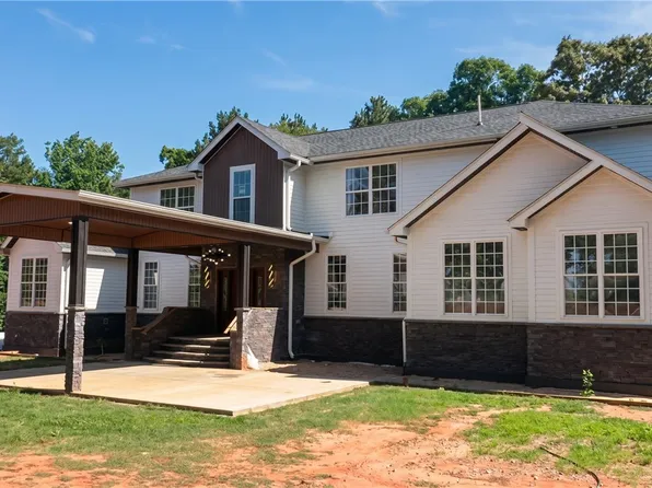 421 Burns Rd, Spartanburg, SC 29307