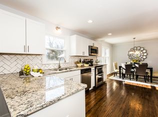 5812 Portburn Rd, Charlotte, NC 28211