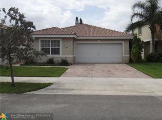 7839 Silverado Ct, Hollywood, FL 33024