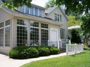 918 3rd Ave NE, Waseca, MN 56093