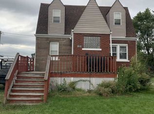 7136 W 75th St, Chicago, IL 60638
