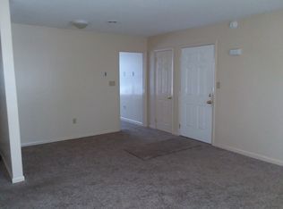 39 Turner Dr APT 1, Fayetteville, PA 17222