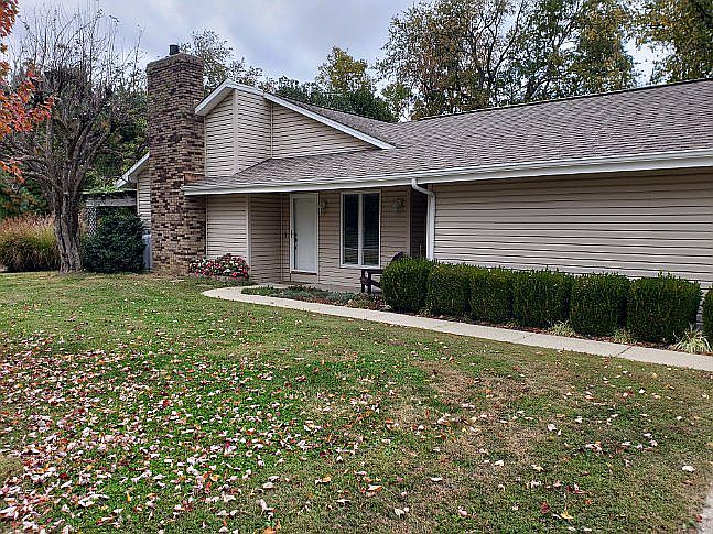 1st image of 520 Missionary Ln