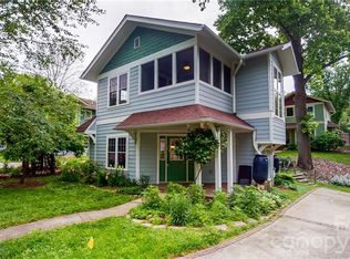 19 Sevan Ct, Asheville, NC 28806