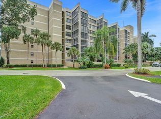 16300 Golf Club Rd APT 109, Weston, FL 33326