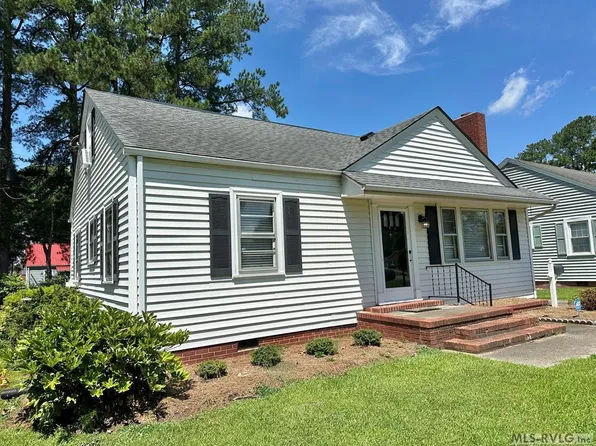 917 Pembroke Ave N, Ahoskie, NC 27910