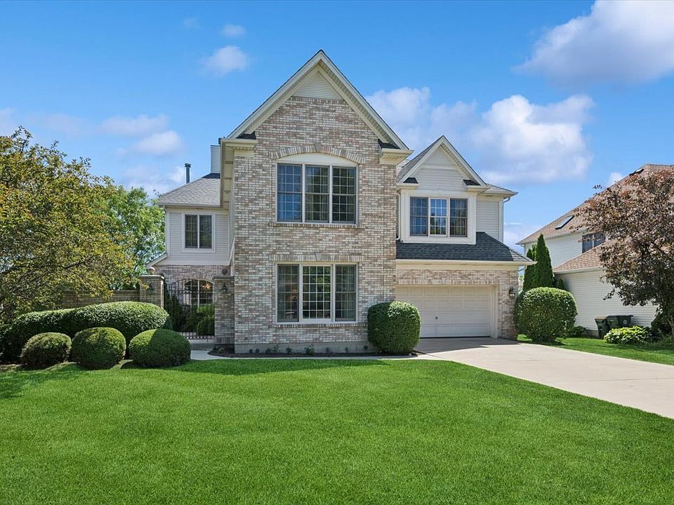 1st image of 527 Mallard Point Dr