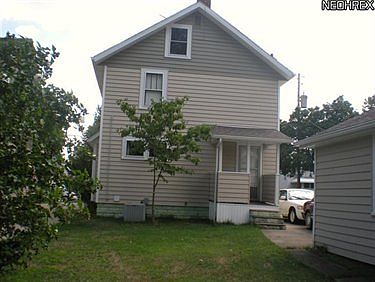 2nd image of 1134 Herberich Ave