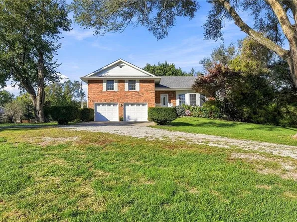 3050 Tonganoxie Rd, Leavenworth, KS 66048