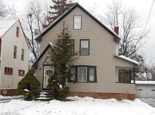 872 Cambridge Rd, Cleveland Heights, OH 44121