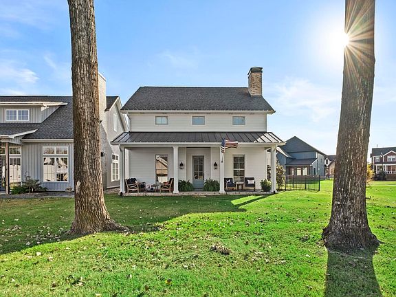 2nd image of 1409 Giverny Ln