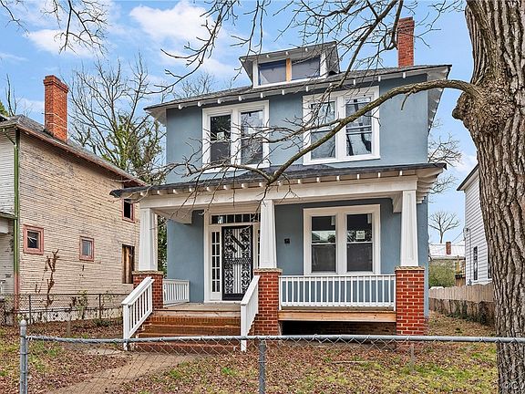4th image of 3017 Garland Ave