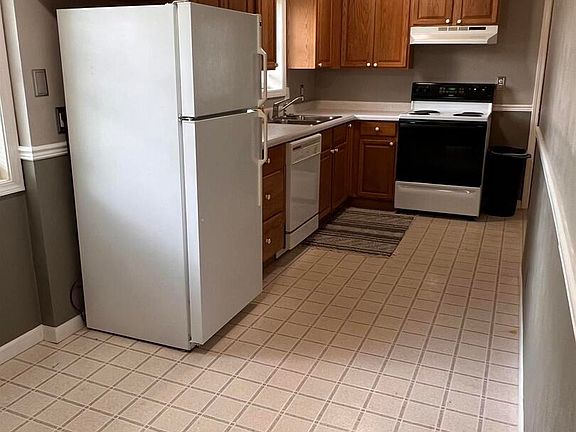 5th image of 524 W 29th St