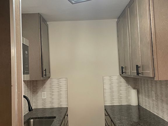 5th image of 4987 Reber Pl
