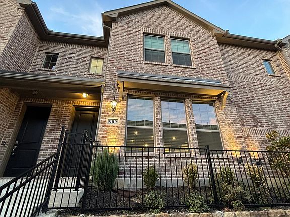 3rd image of 909 Suma Dr