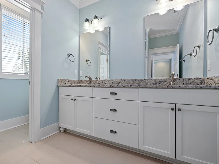 1710 Tearthumb Ct — Photo 17
