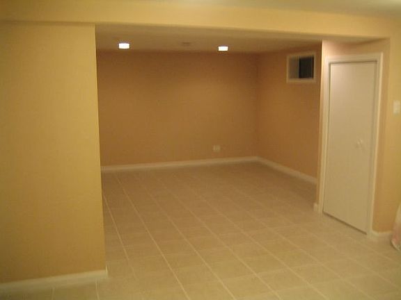 2nd image of 151 N Ash St