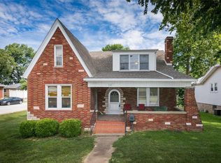 222 W Elm St, Alton, IL 62002