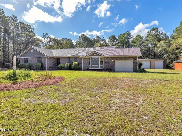 7071 Old Oak Rd NW, Ash, NC 28420