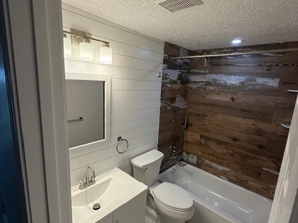 4933 Elkner St #4933, New Pt Richey, FL 34652