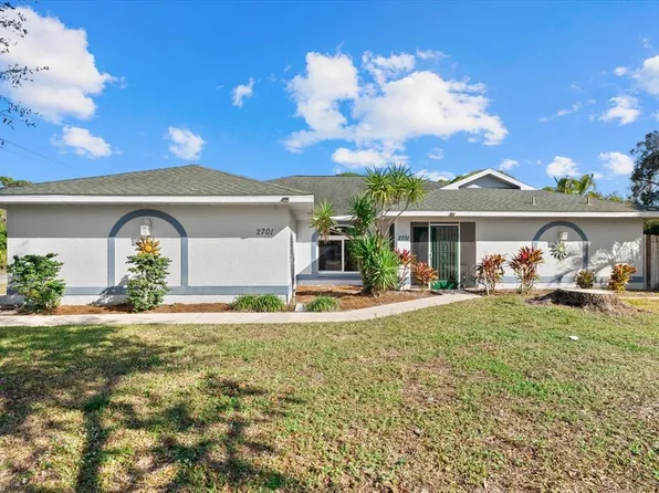 2701 Shamrock Dr, Venice, FL 34293