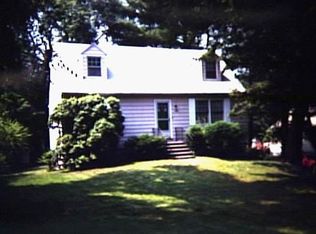 734 Fairfield Woods Rd, Fairfield, CT 06432