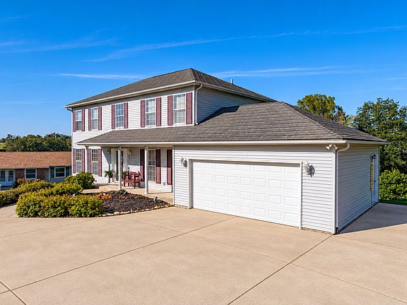2nd image of 237 Cedar Ln
