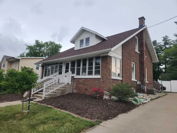 508 W Rollin St, Edgerton, WI 53534