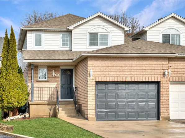 34 Marston Cres, Cambridge, ON N3C 4G3
