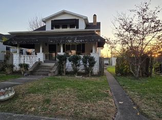 1310 N 3rd St, Ironton, OH 45638