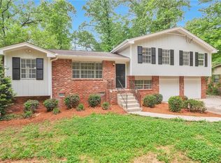 5911 Christopher Ln, Lithonia, GA 30058