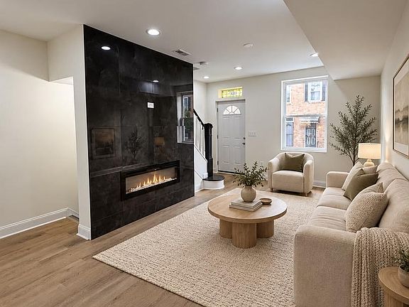 2nd image of 2740 Mura St