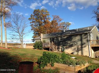 433 Comfort Rd, Sunbury, PA 17801