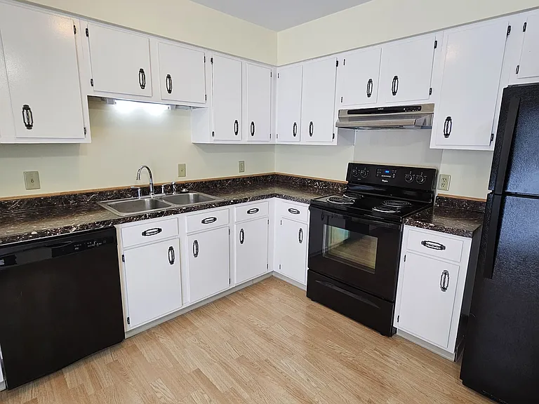 2313 Conley Dr #2313 — Photo 1
