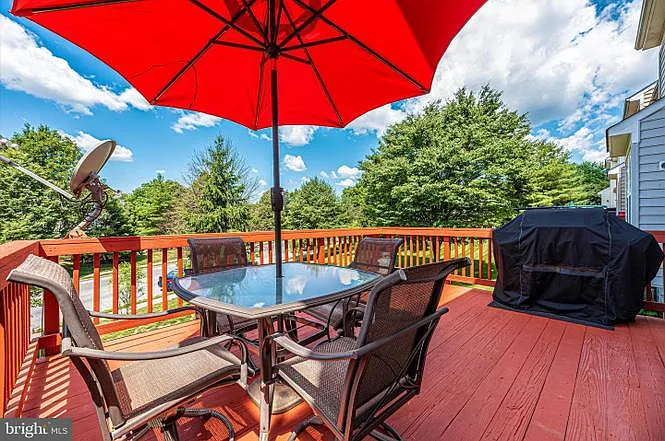 124 Cavenrock Ct — Photo 15