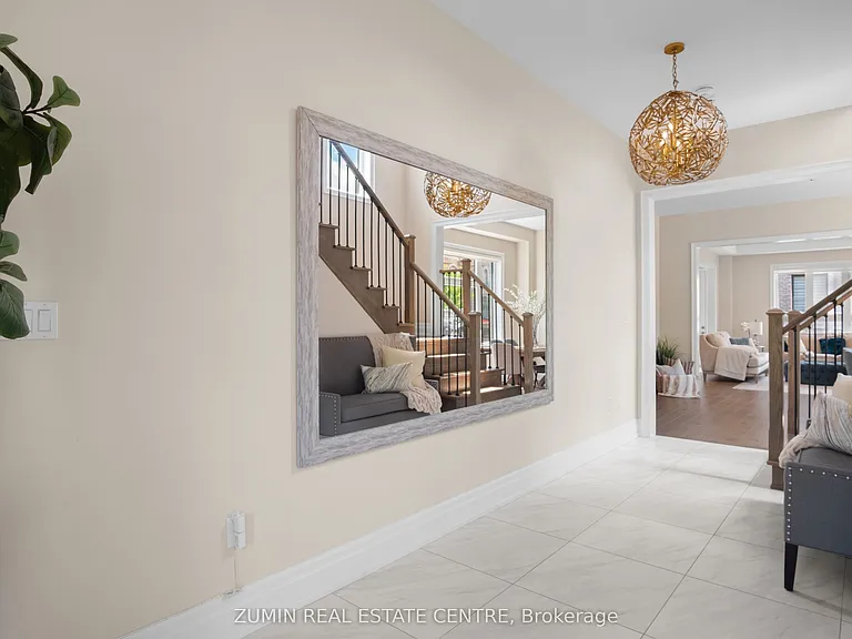 39 Lyle Way — Photo 5