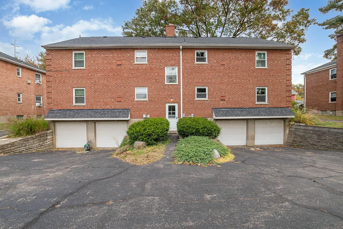 Building Photo - 6957 Murray Ave #3