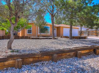 1501 33rd Cir SE, Rio Rancho, NM 87124