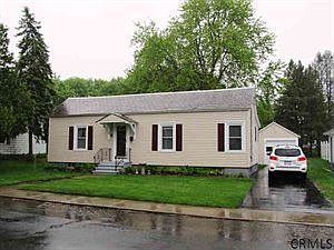 1st image of 6 Stewart Ave