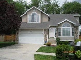 7557 S Sandy Woods Cir, Midvale, UT 84047