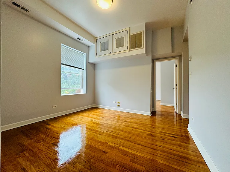 713 S Aberdeen St #3F — Photo 3