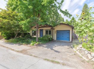 431 Berglund St, Rogue River, OR 97537