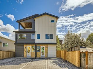 732 N 67th St, Seattle, WA 98103