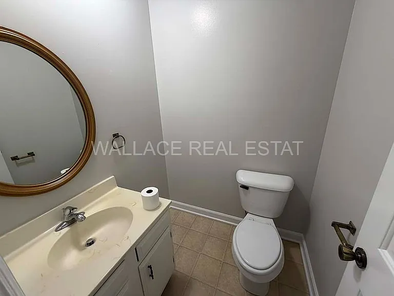 11141 Pleasant Forest Dr — Photo 17