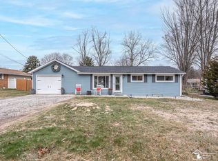 740 W Dean Rd, Temperance, MI 48182