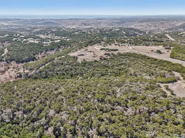 253 MCCULLOUGH RANCH RD, Kerrville, TX 78028