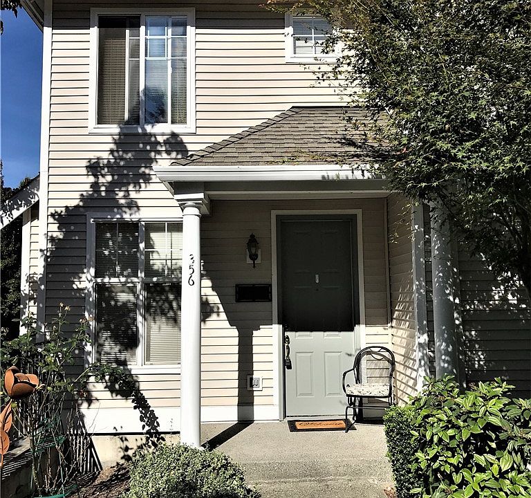 Sunny front entry to home