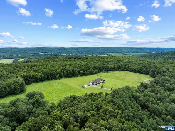 464 Mount Bethel Rd, Oxford, NJ 07863