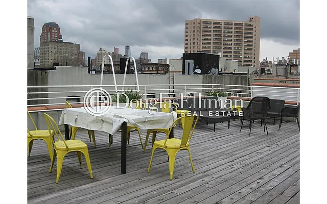 Sold by Douglas Elliman | media 10